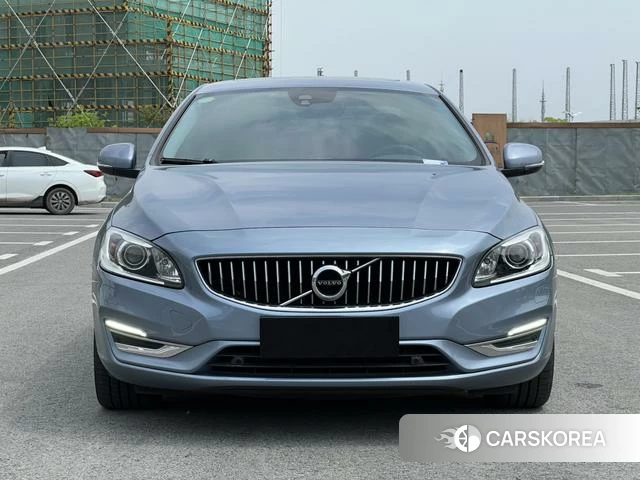 Volvo S60 2018 Синий из Китая, фото 4
