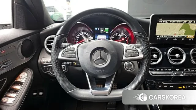 Mercedes-Benz C-Class W205 2018 Белый из Кореи, фото 4