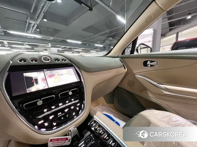 Aston Martin DBX 2022 Песочный из Кореи, фото 4
