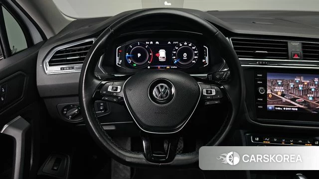 Volkswagen Tiguan Allspace 2020 Белый из Кореи, фото 4