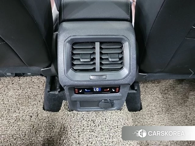 Volkswagen Tiguan Allspace 2022 Белый из Кореи, фото 4