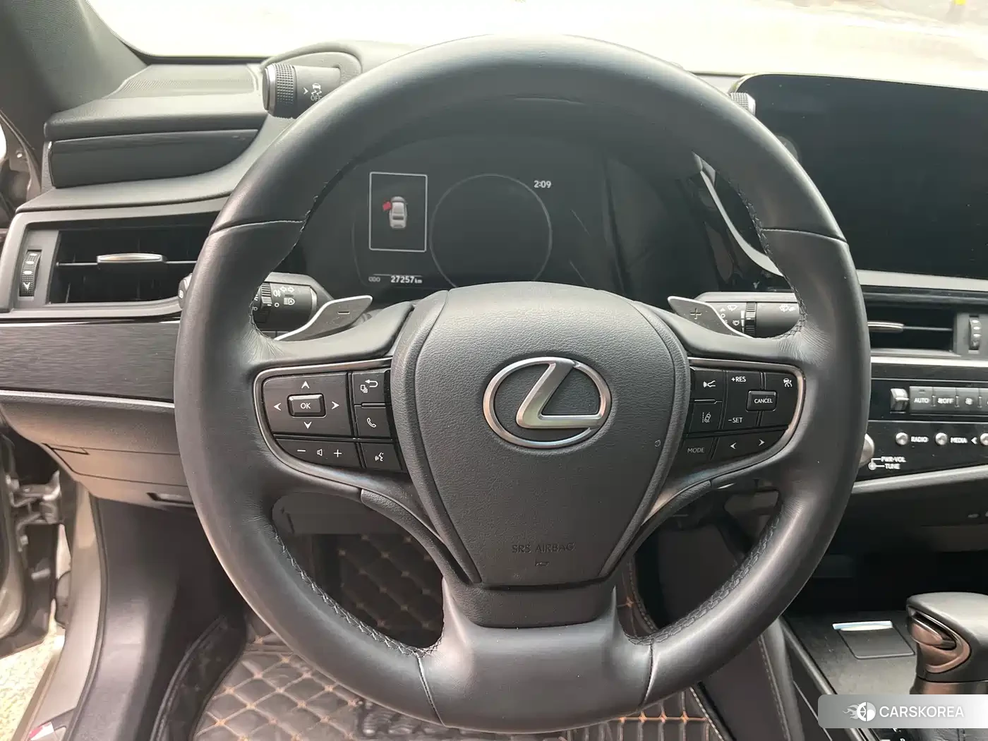 Lexus ES 2023 Silver/gray из Китая, фото 4