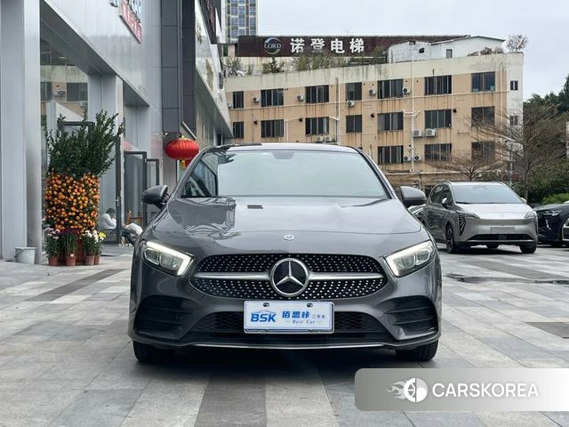 Mercedes-Benz Class A 2021 Серебристо-серый из Китая, фото 4