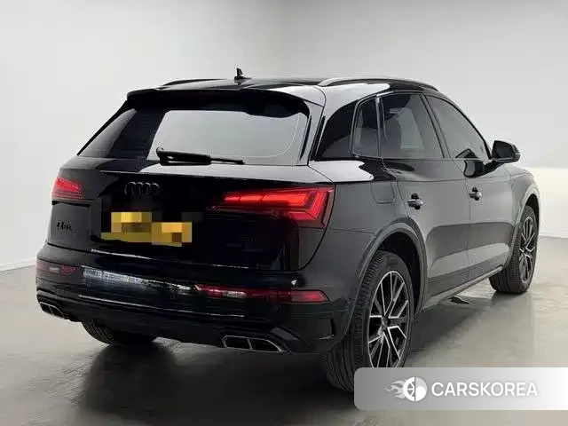 Audi Q5L 2024 Черный из Китая, фото 4