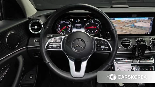 Mercedes-Benz E-Class W213 2019 Белый из Кореи, фото 4