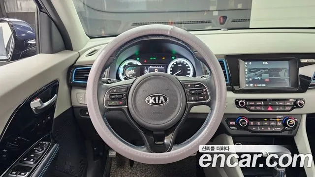 Kia Niro 2018 Синий из Кореи, фото 4