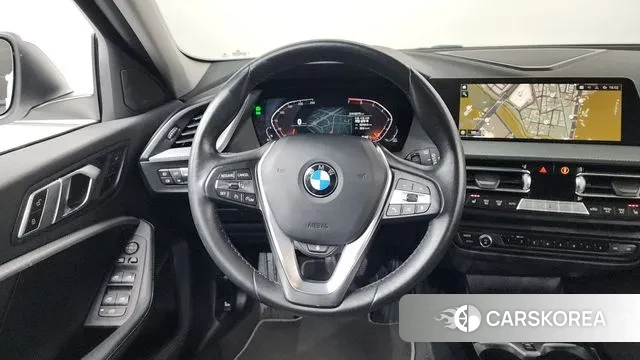 BMW 1 Series (F40) 2022 Белый из Кореи, фото 4