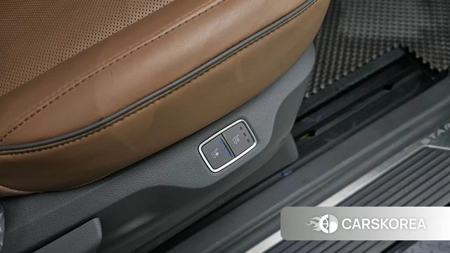 Hyundai Staria 2021 Черный из Кореи, фото 4