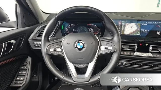 BMW 1 Series (F40) 2024 Черный из Кореи, фото 4