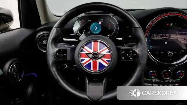 Mini Cooper S 2022 Жемчужный цвет из Кореи, фото 4