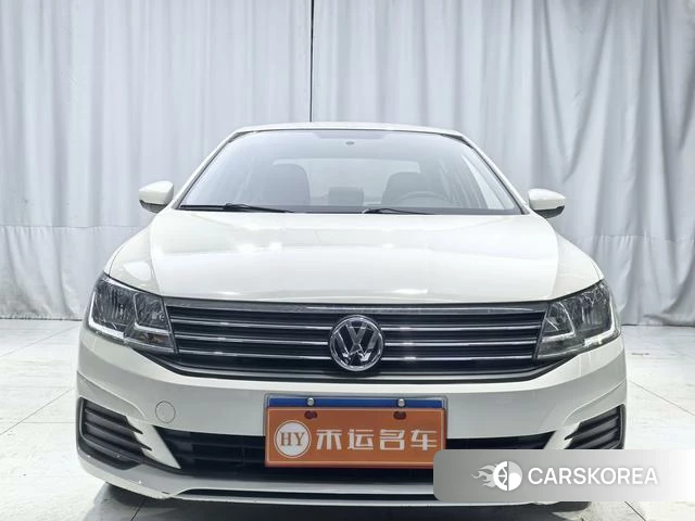 Volkswagen Lavida 2023 Белый из Китая, фото 4