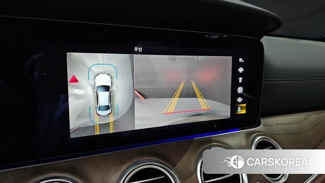 Mercedes-Benz E-Class W213 2022 Белый из Кореи, фото 4