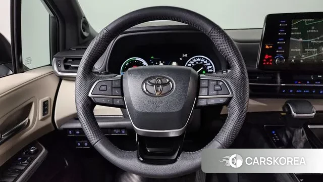 Toyota Sienna 4th Generation 2023 Белый из Кореи, фото 4