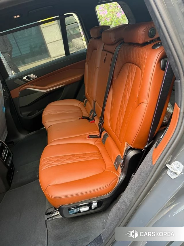BMW X7 (G07) 2026 Серый из Кореи, фото 4