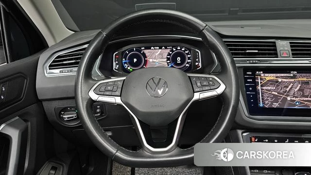 Volkswagen Tiguan second Generation 2022 Черный из Кореи, фото 4