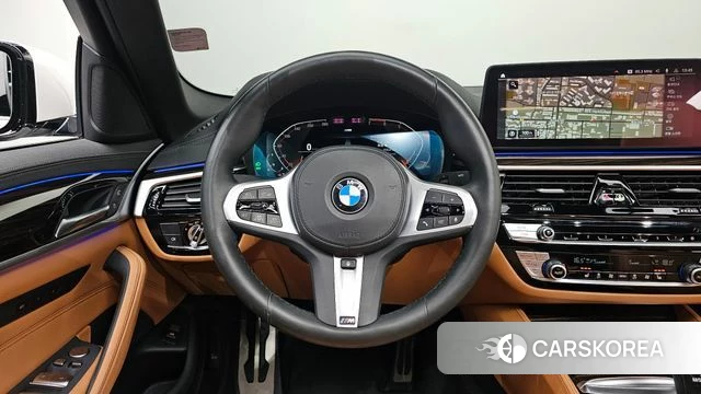 BMW 5 Series (G30) 2020 Белый из Кореи, фото 4