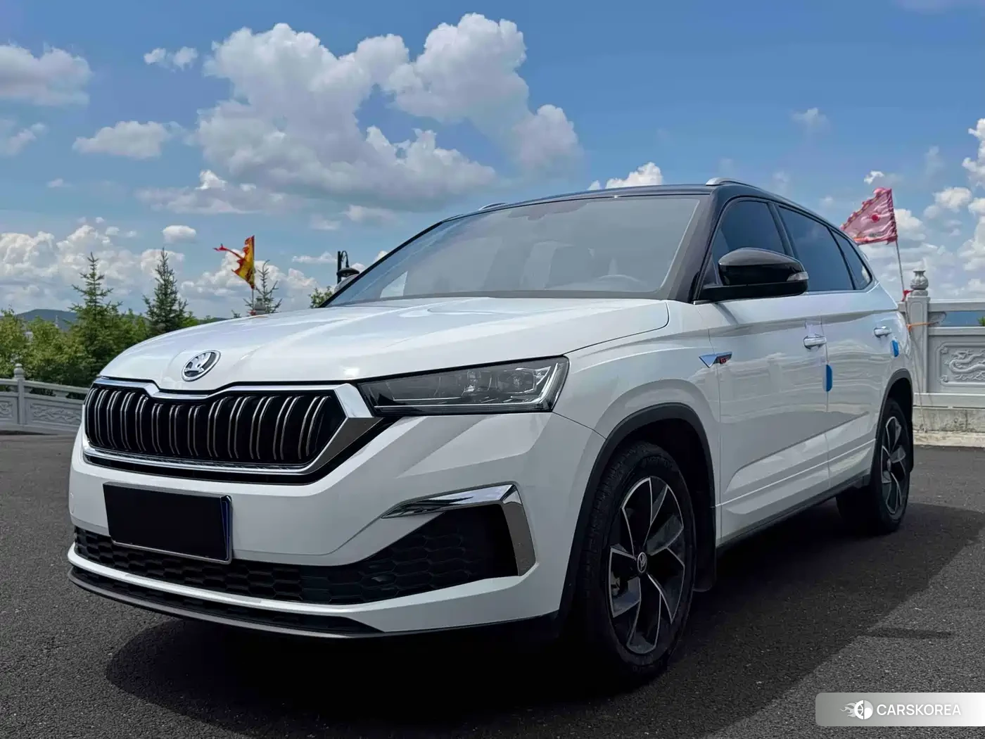 Skoda Komick 2023 Белый из Китая, фото 4