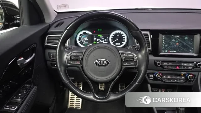 Kia Niro 2018 Черный из Кореи, фото 4