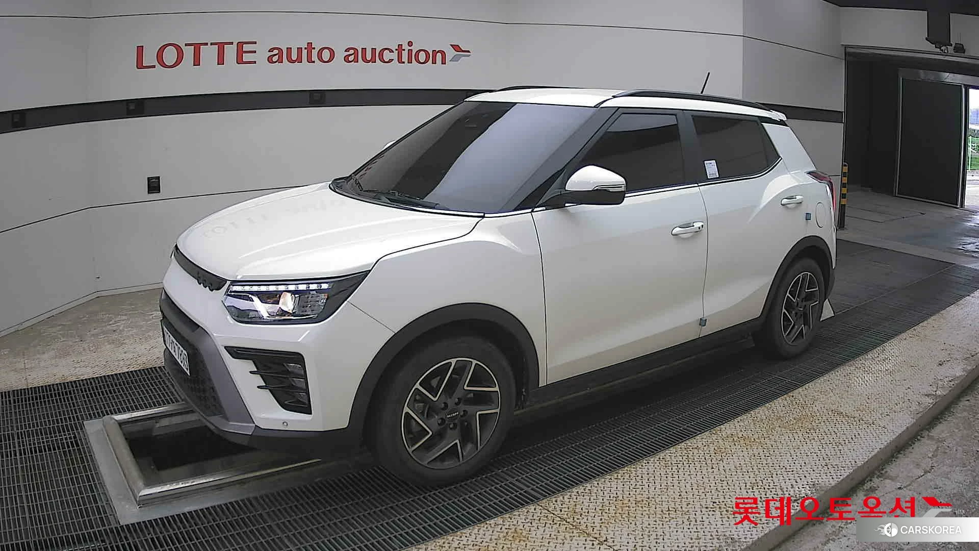 SsangYong Tivoli 2025 Grand White из Кореи, фото 4