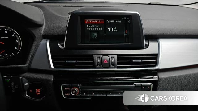 BMW 2 Series Active Tourer (F45) 2019 Белый из Кореи, фото 4