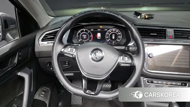 Volkswagen Tiguan Allspace 2018 Серый из Кореи, фото 4