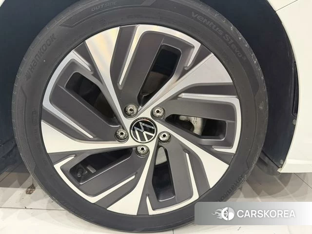 Volkswagen Bora 2023 Белый из Китая, фото 4