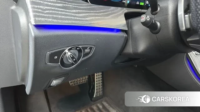 Mercedes-Benz E-Class W213 2022 Черный из Кореи, фото 4