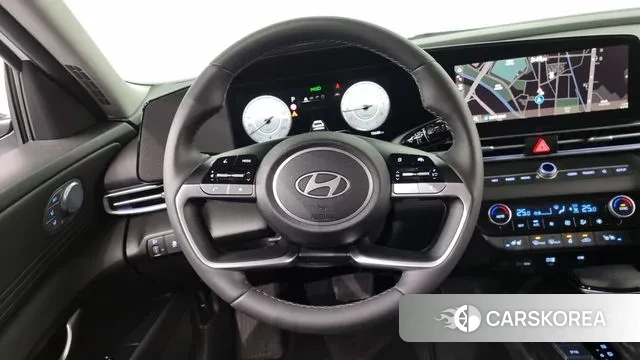 Hyundai The New Avante (CN7) 2024 Белый из Кореи, фото 4