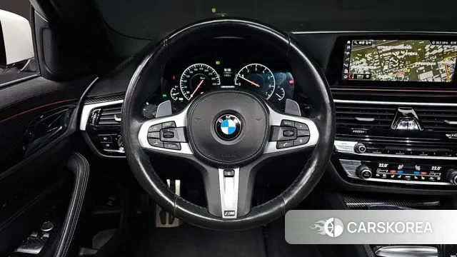 BMW 5 Series (G30) 2019 Белый из Кореи, фото 4