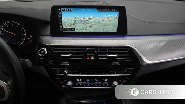 BMW 5 Series (G30) 2018 Серый из Кореи, фото 4