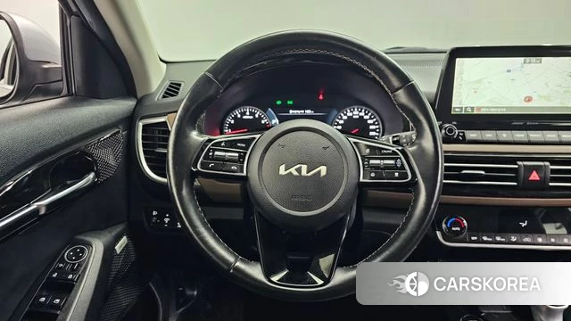 Kia Seltos 2021 Черный из Кореи, фото 4