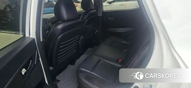 Ssangyong Tivoli Armor 2019 Жемчужный цвет из Кореи, фото 4