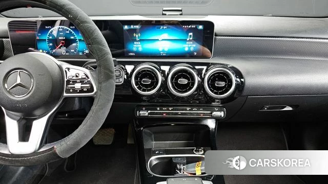 Mercedes-Benz A-Class W177 2020 Белый из Кореи, фото 4
