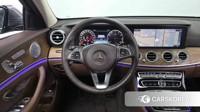 Mercedes-Benz E-Class W213 2018 Серый из Кореи, фото 4