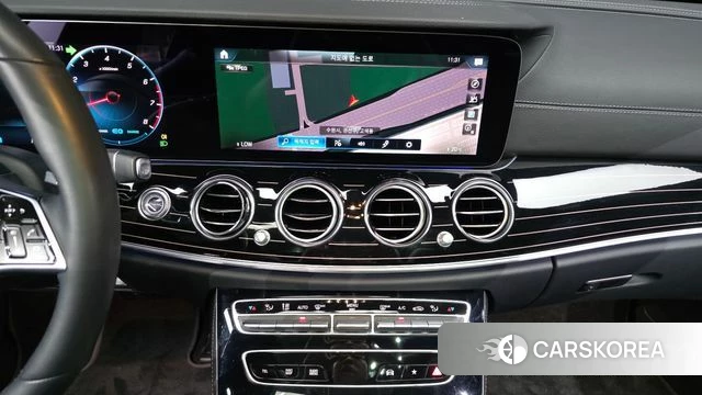 Mercedes-Benz E-Class W213 2021 Серый из Кореи, фото 4
