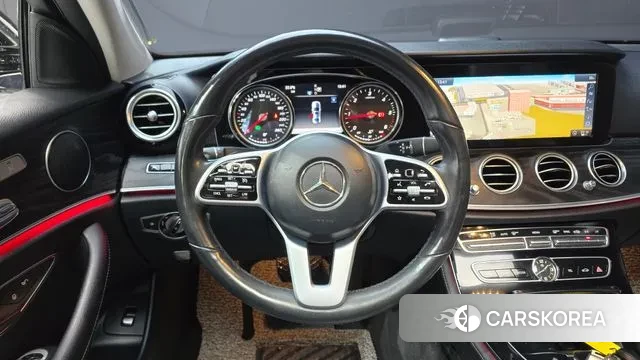 Mercedes-Benz E-Class W213 2018 Белый из Кореи, фото 4