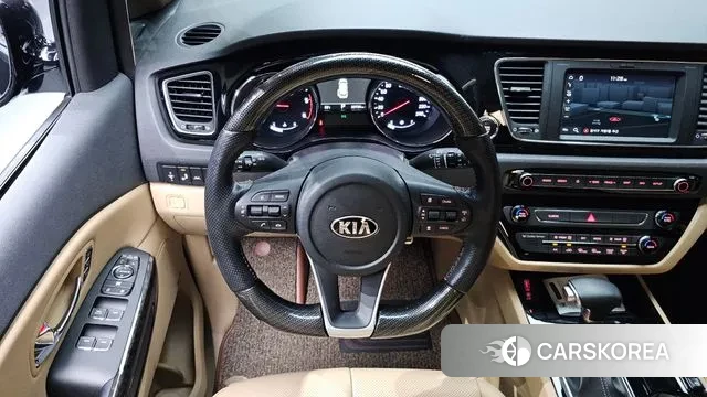 Kia The New Carnival 2018 Черный из Кореи, фото 4