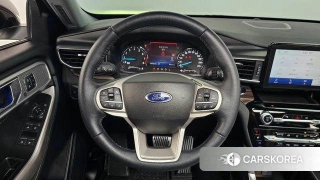 Ford Explorer 6th Generation 2022 Белый из Кореи, фото 4