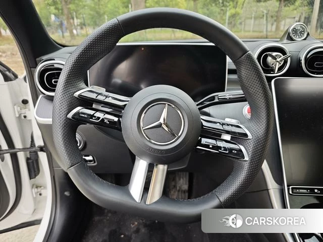 Mercedes-Benz Class C 2024 Белый из Китая, фото 4