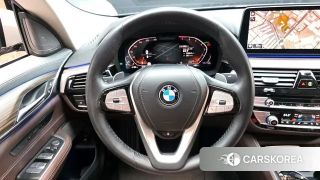 BMW 6 Series GT (G32) 2022 Серебристо-серый из Кореи, фото 4