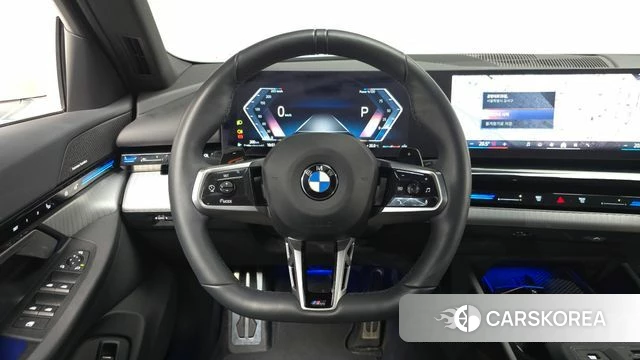 BMW 5 Series (G60) 2024 Белый из Кореи, фото 4