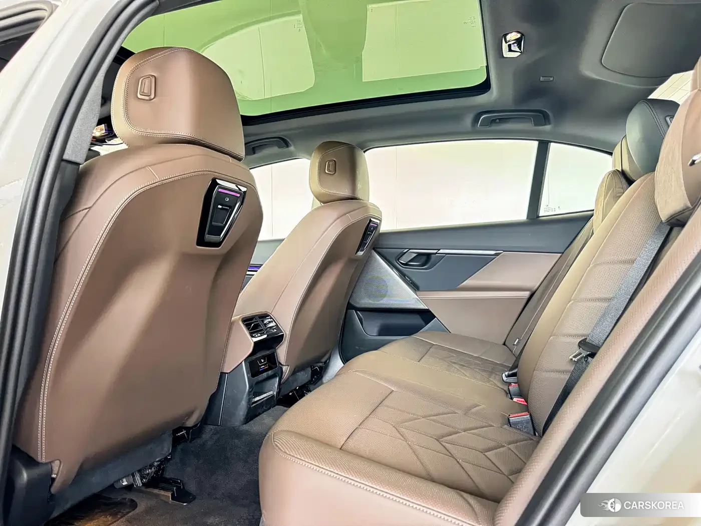 BMW i5 2025 Белый из Китая, фото 4