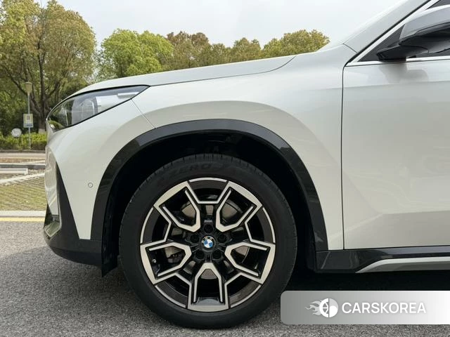 BMW X1 2023 Белый из Китая, фото 4