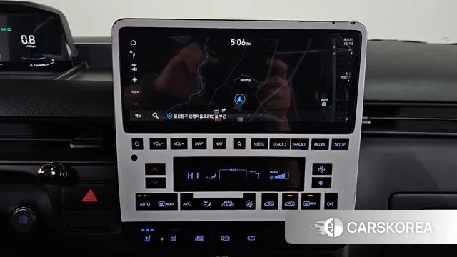 Hyundai Staria 2022 Серебристо-серый из Кореи, фото 4