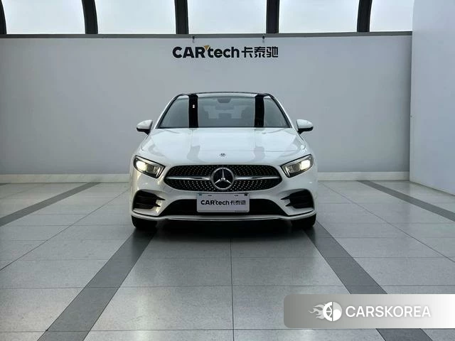 Mercedes-Benz Class A 2021 Белый из Китая, фото 4