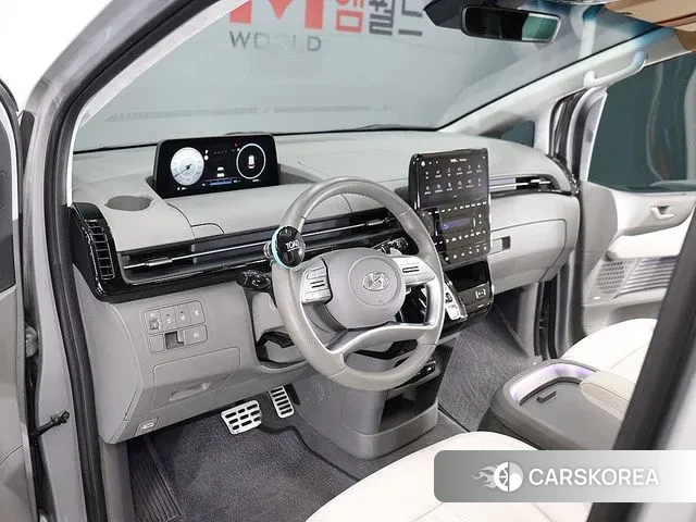 Hyundai Staria 2023 Серебряный из Кореи, фото 4