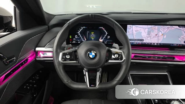 BMW 7 Series (G70) 2022 Черный двухцветный из Кореи, фото 4