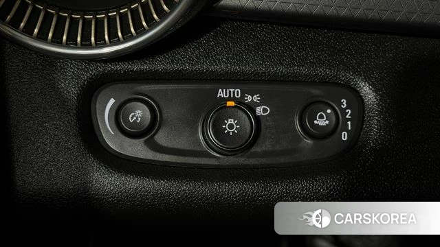 Chevrolet (GM Daewoo) Trax Crossover 2023 Черный из Кореи, фото 4
