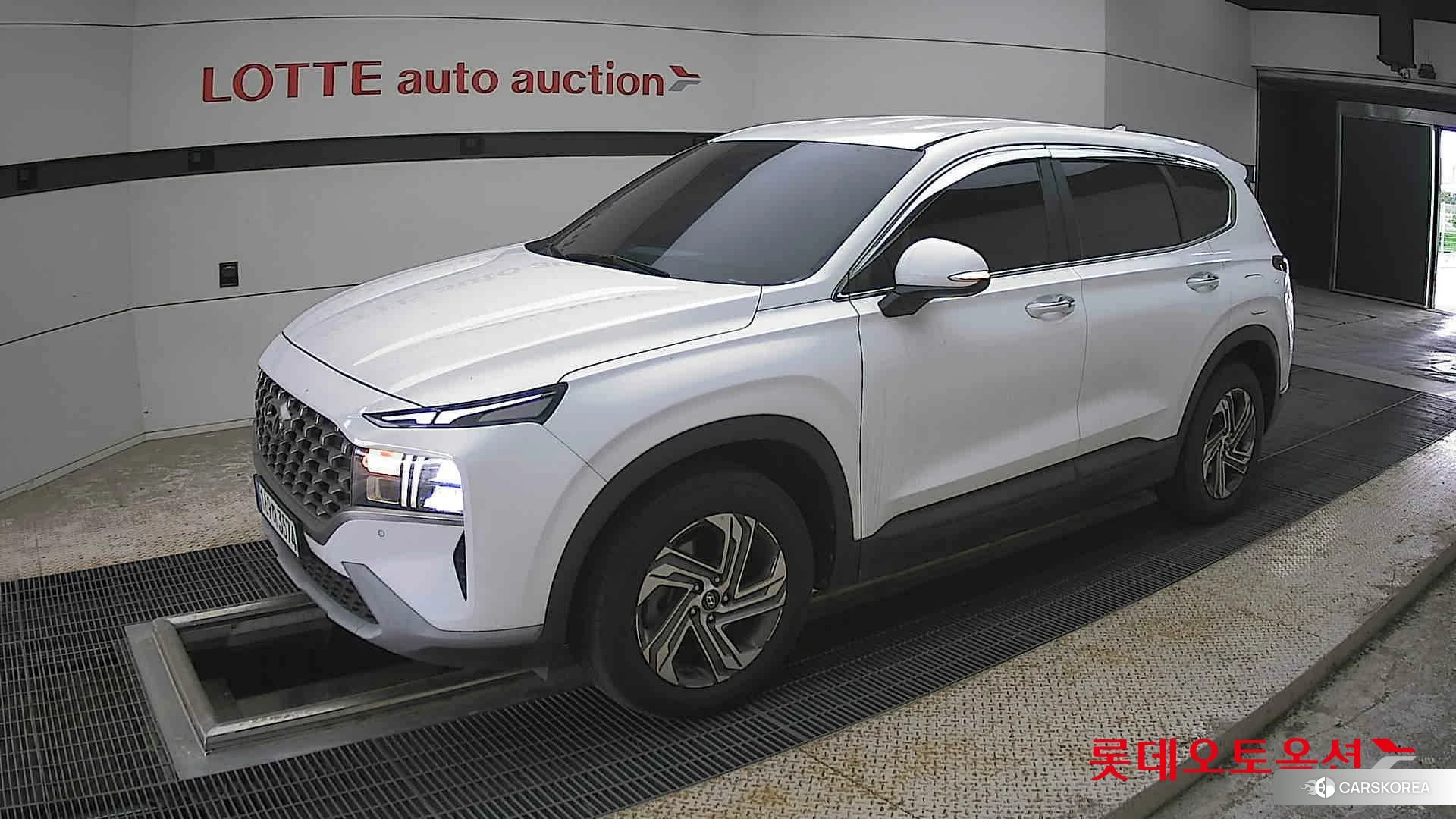 Hyundai Santa Fe 2022 Creamy White Pearl (optional) из Кореи, фото 4