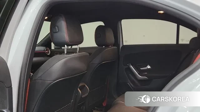 Mercedes-Benz A-Class W177 2021 Белый из Кореи, фото 4